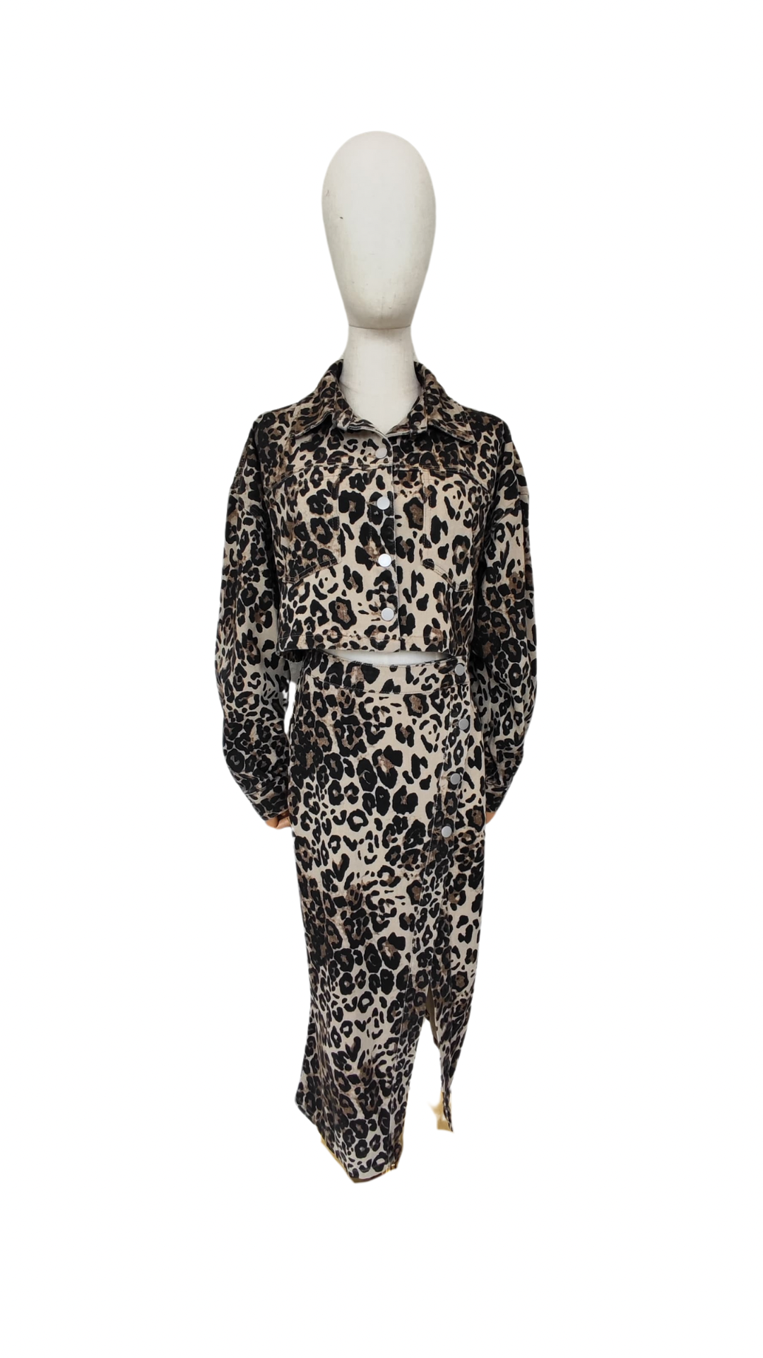 D237 Conjunto animal print falda y chaqueta